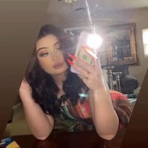 Meet your Posher, Gabriella